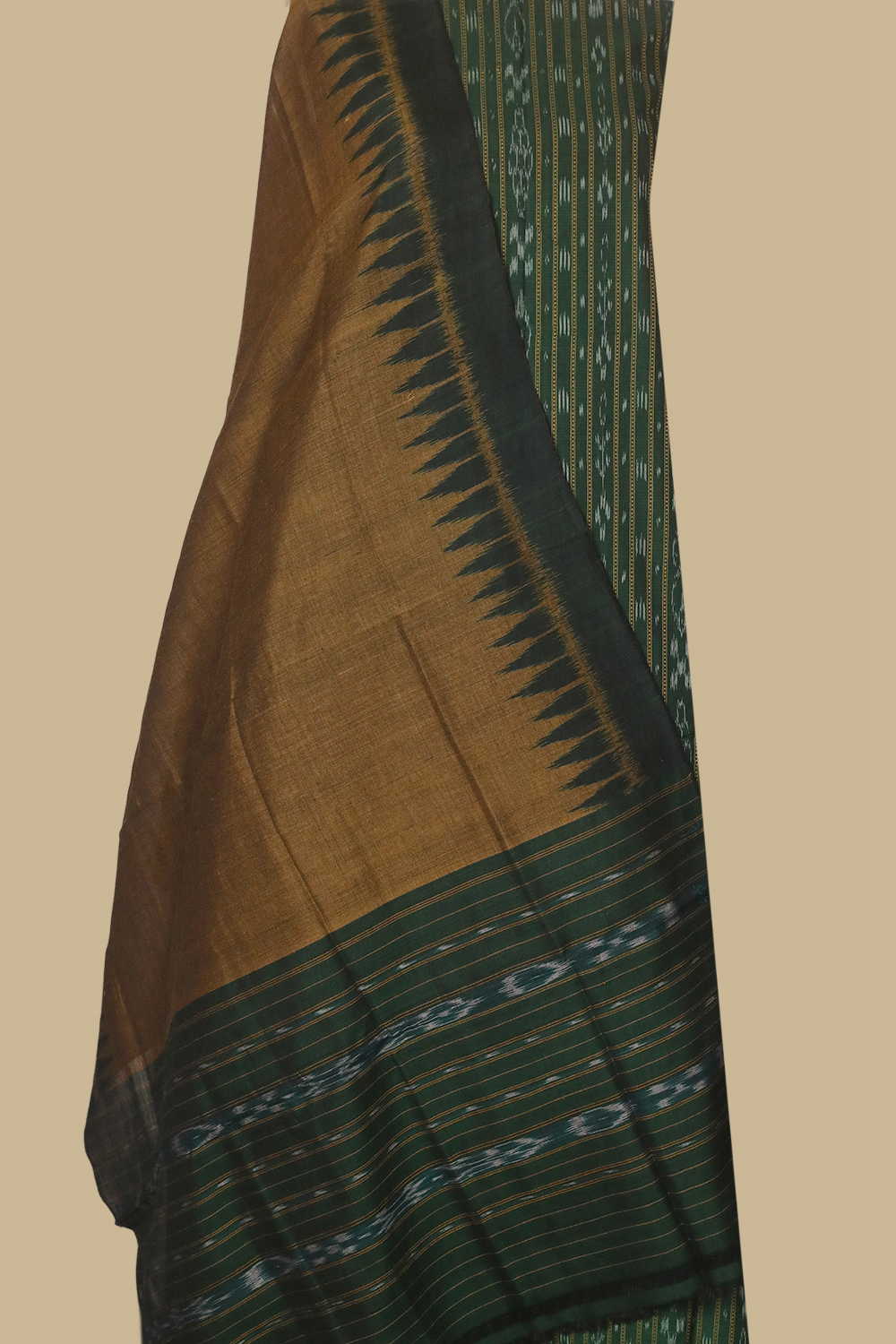 Handwoven Orissa Ikat cotton suit - Matkatus 