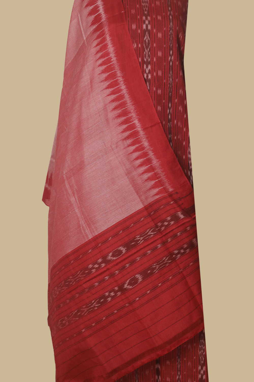 Handwoven Orissa Ikat cotton suit - Matkatus 