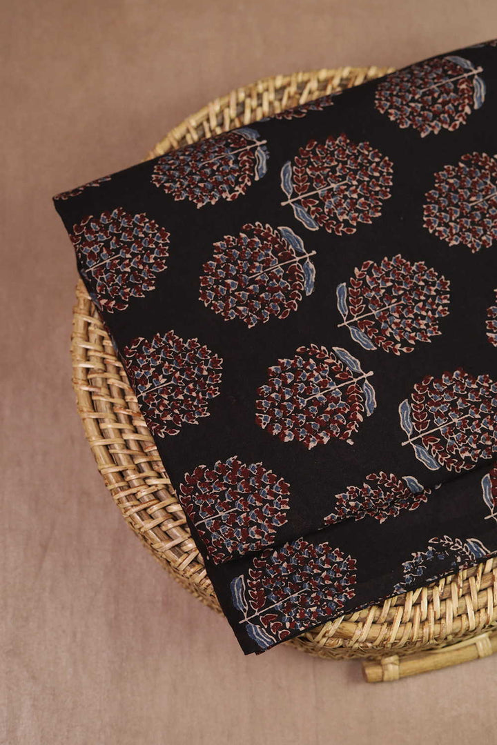 Ajrak Fabric - Matkatus 