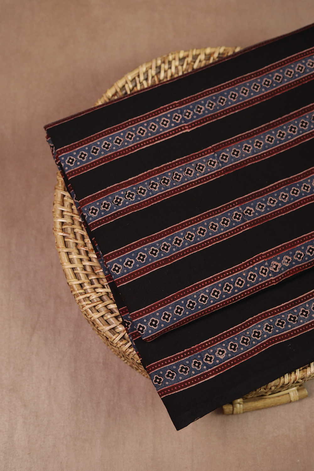 Ajrak Fabric - Matkatus 