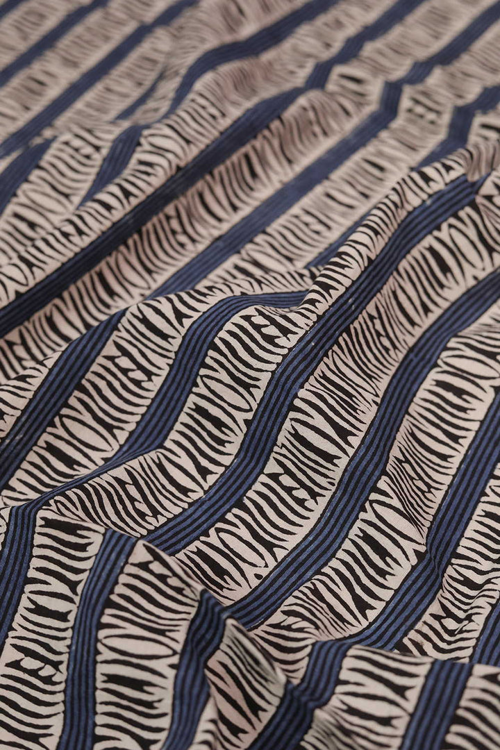 Ajrak Fabric - Matkatus 