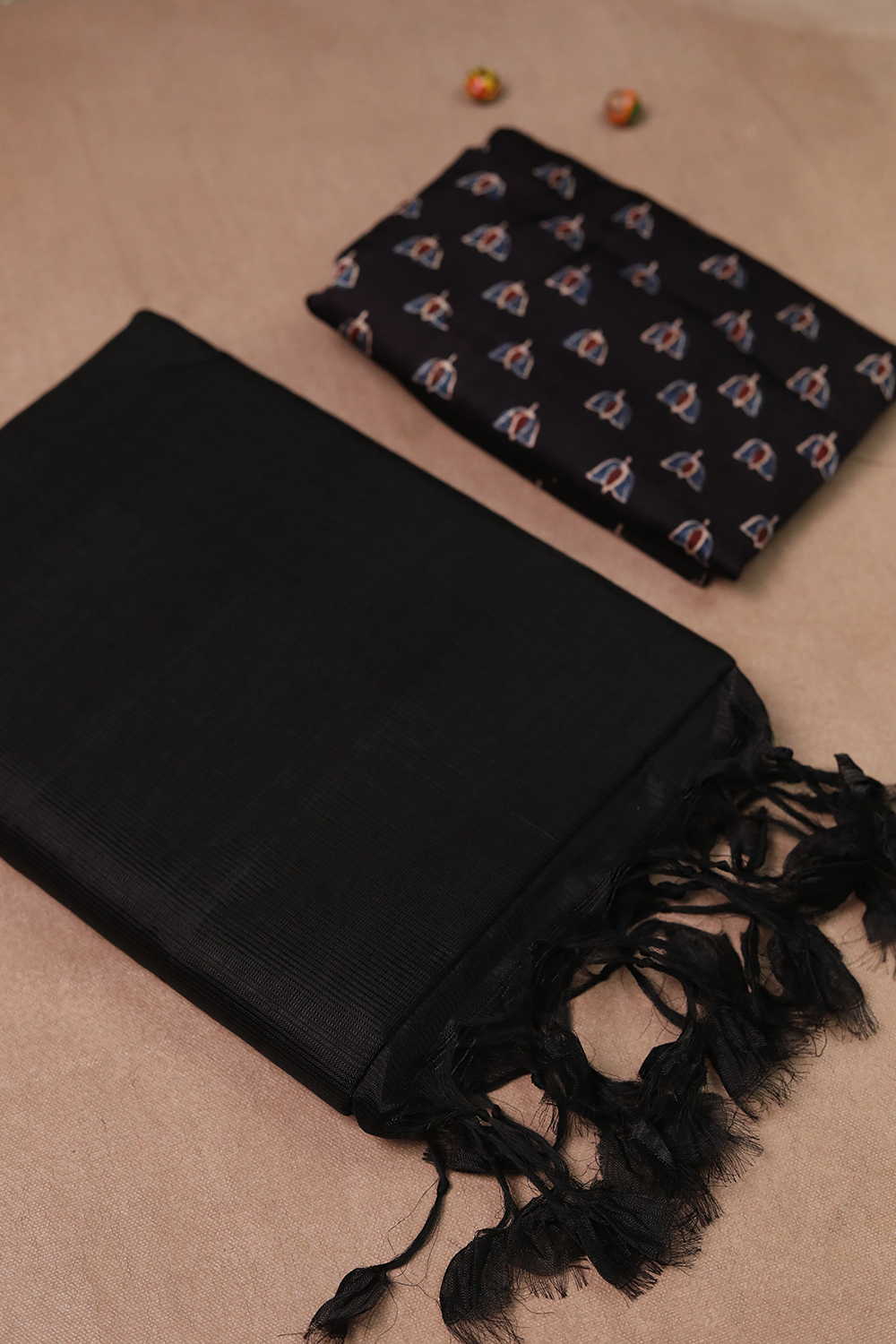 Perfectly Paired Sarees - Matkatus 