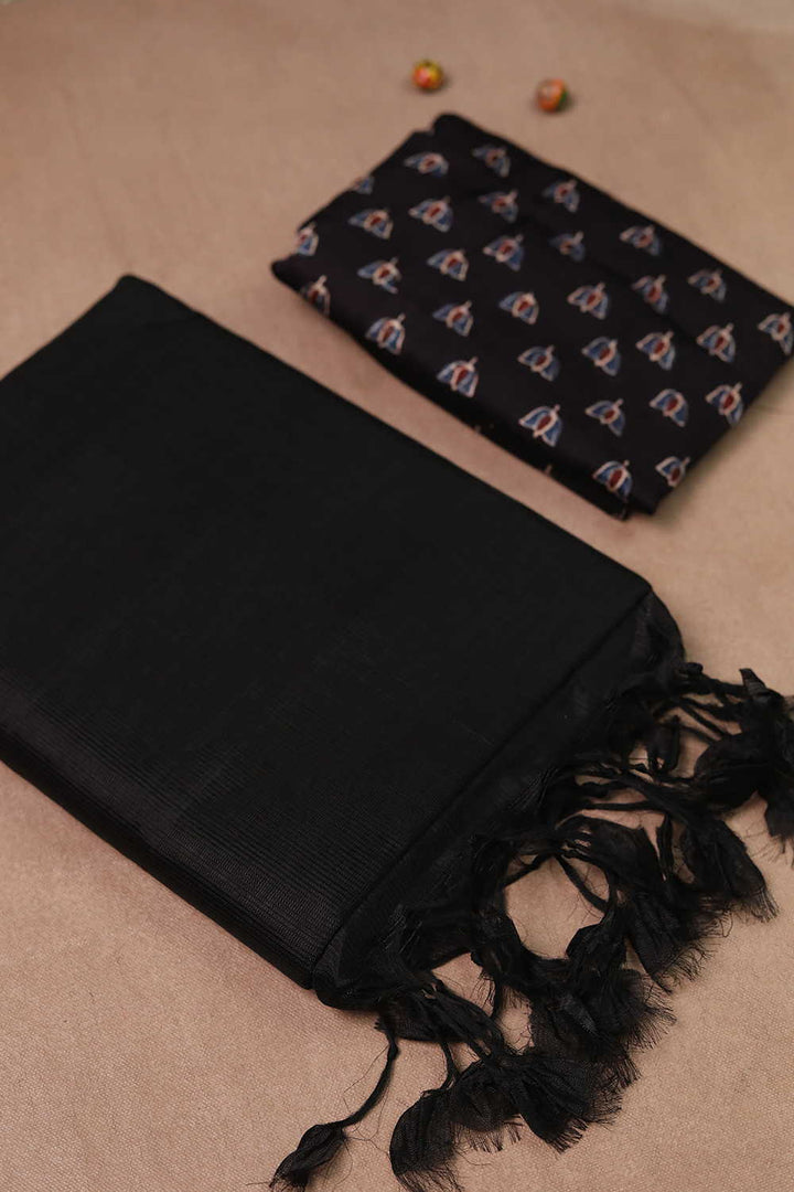 Perfectly Paired Sarees - Matkatus 
