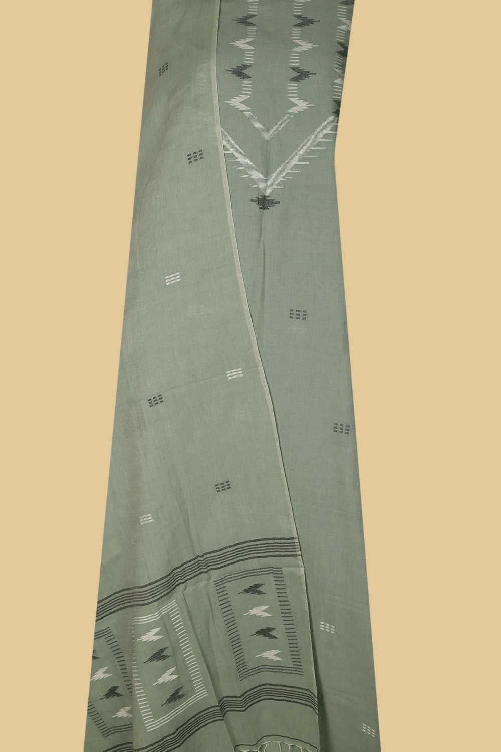 Unstitched Suits - Matkatus