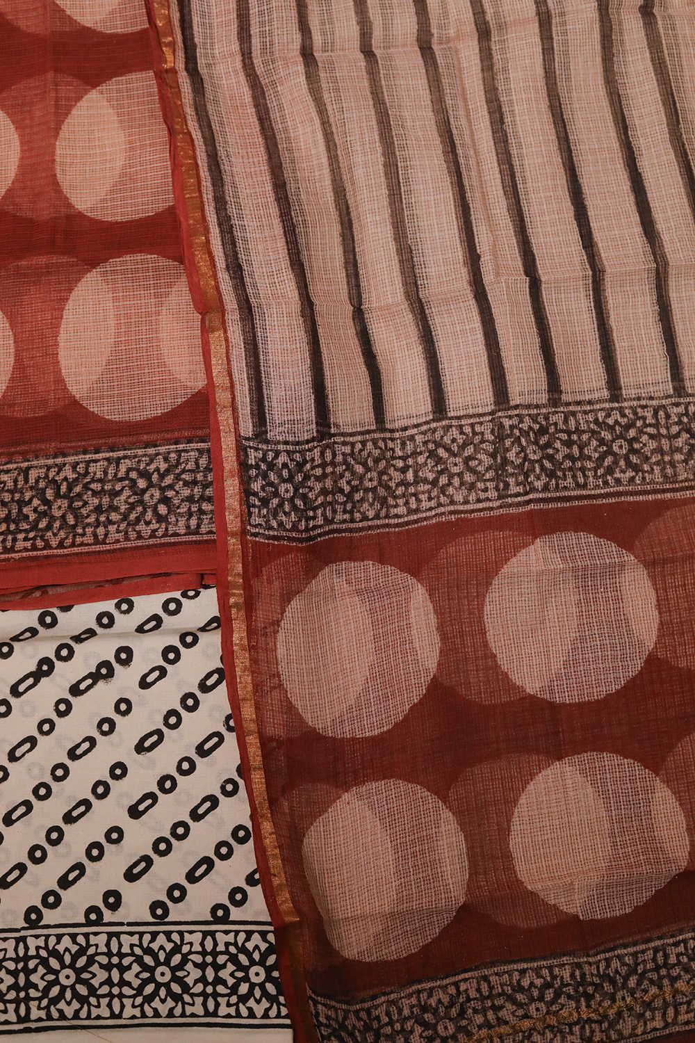 Kota Cotton Suit - Matkatus