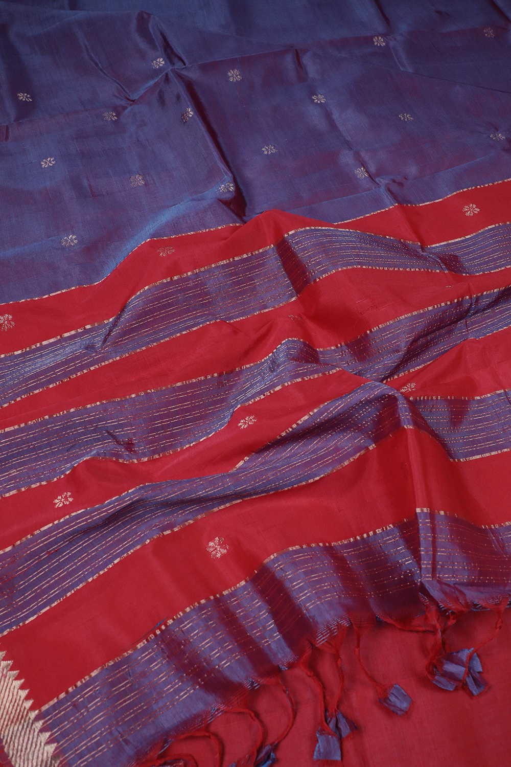 Twin Shaded Purple - Silver Butta Mangalagiri Silk Cotton saree