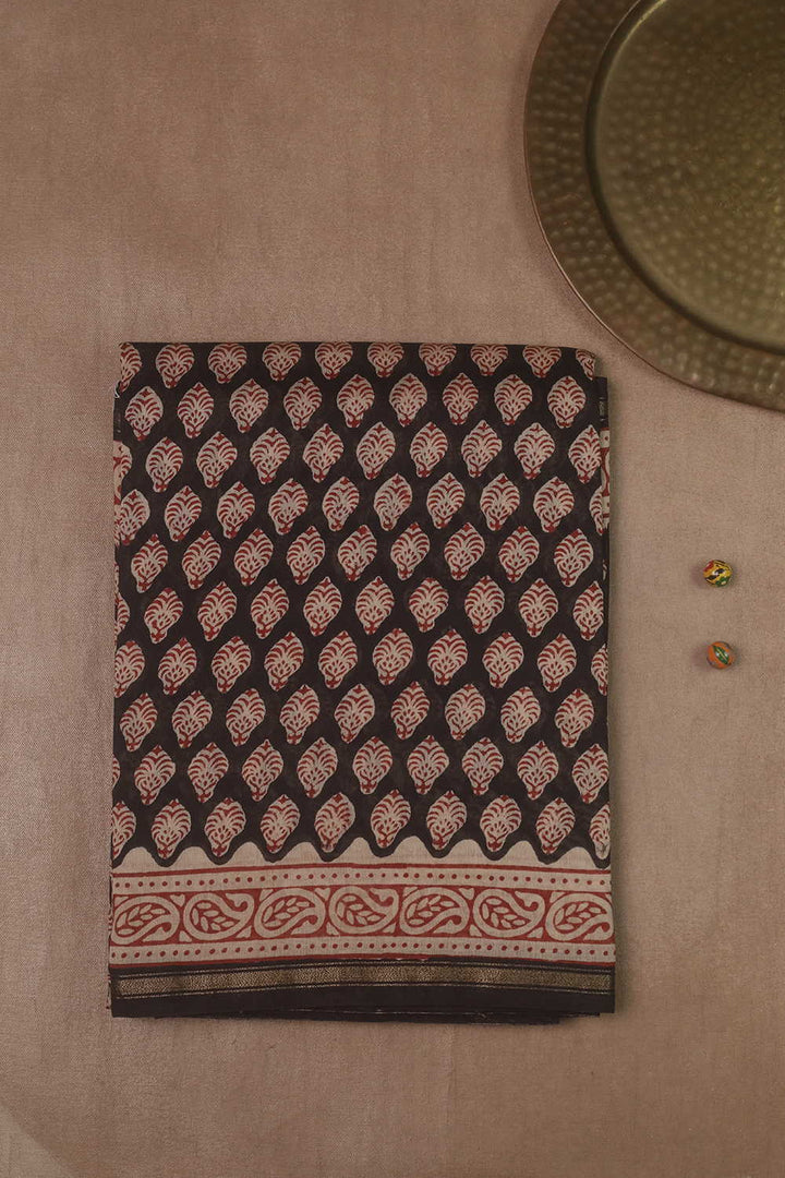 Sarees - Matkatus 