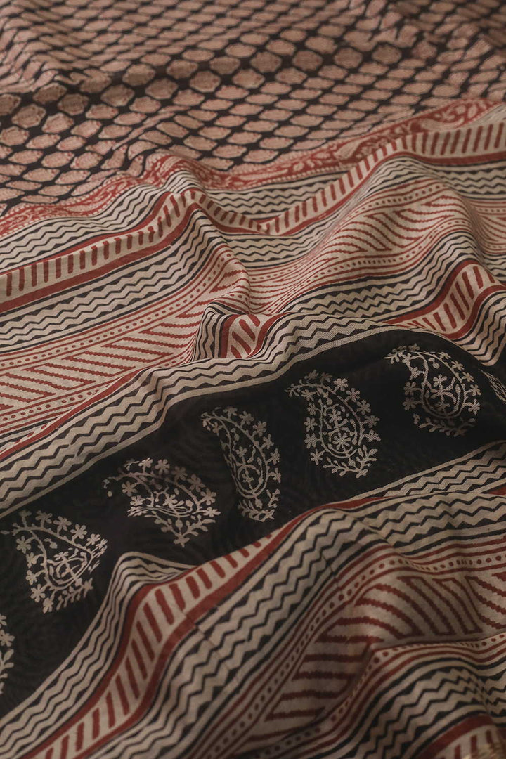 Printed Silk Cotton Saree - Matkatus 