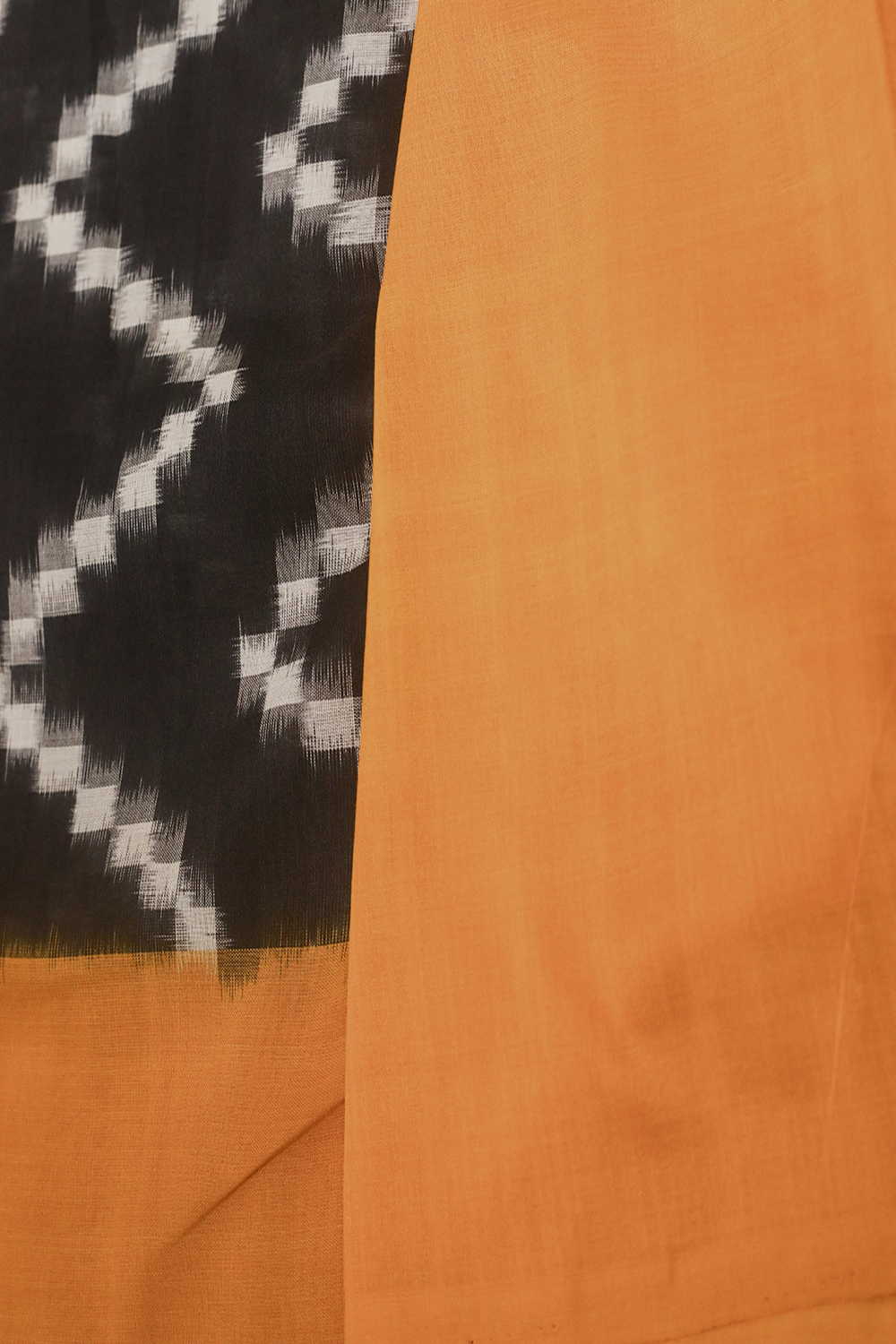 Ikat Sarees-Matkatus 
