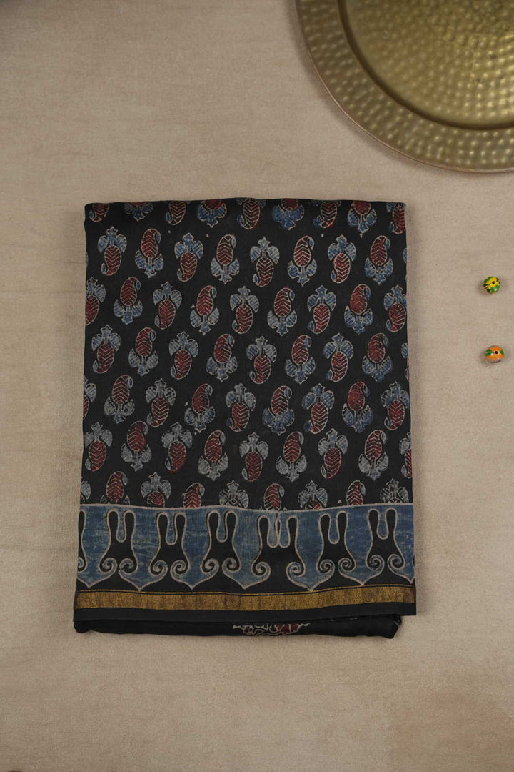 Ajrak Sarees-Matkatus 