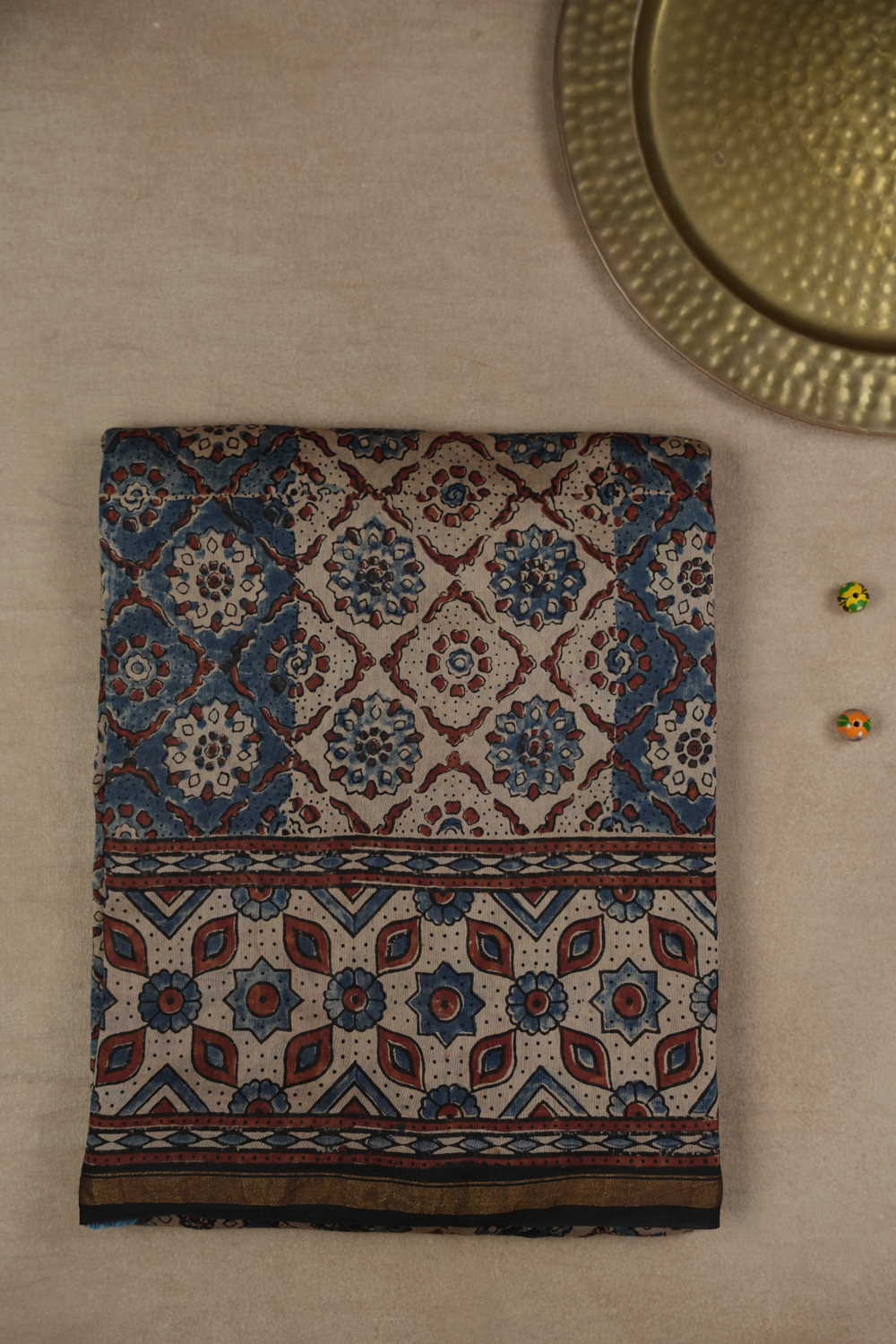 Ajrak Sarees-Matkatus 