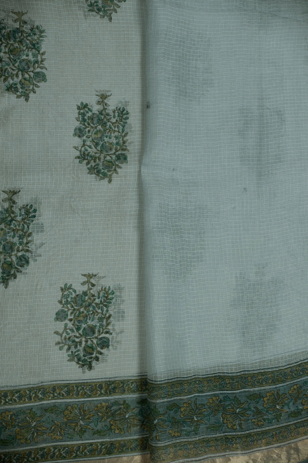 Sarees - Matkatus