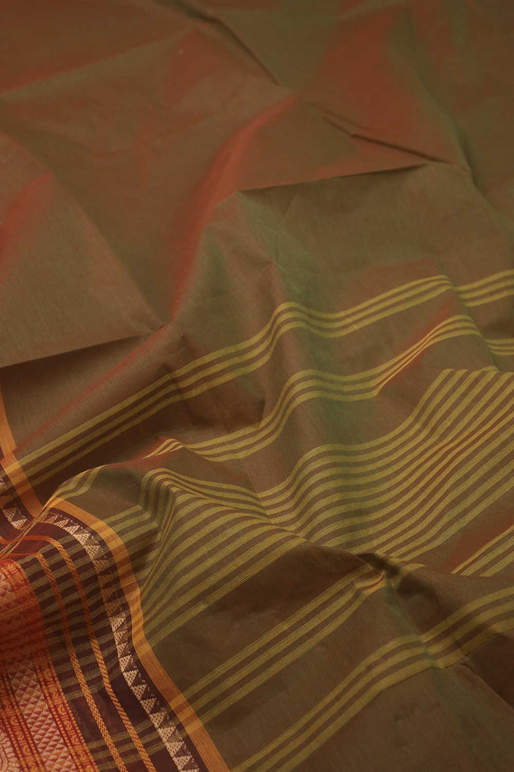 Sarees - Matkatus 