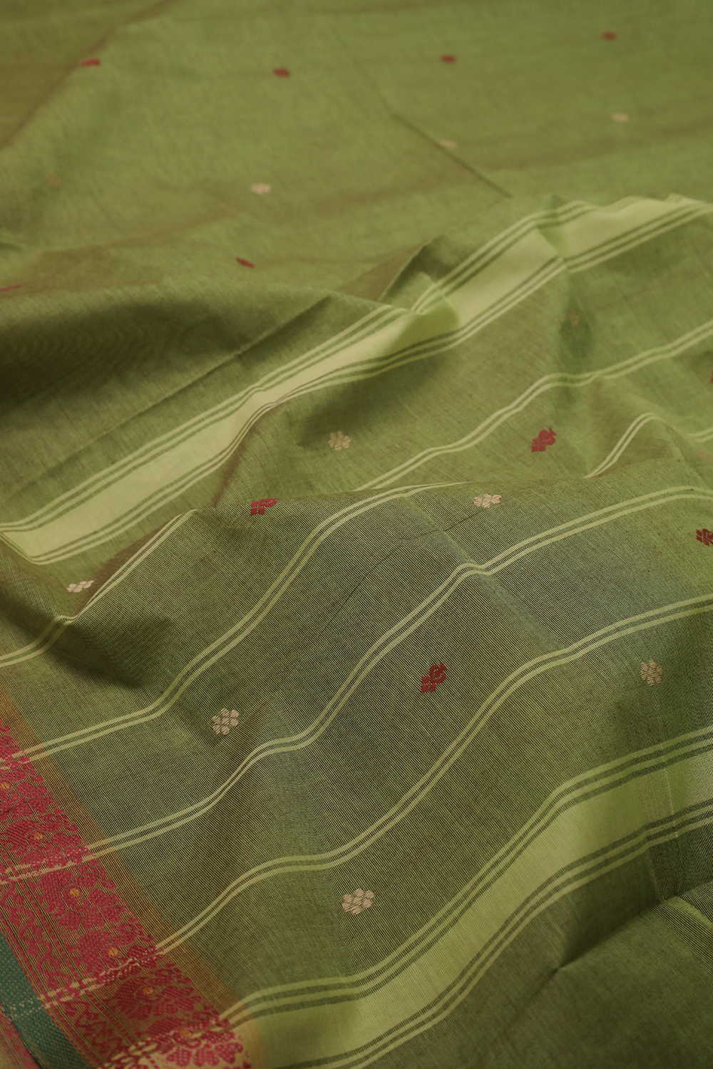 Sarees - Matkatus 