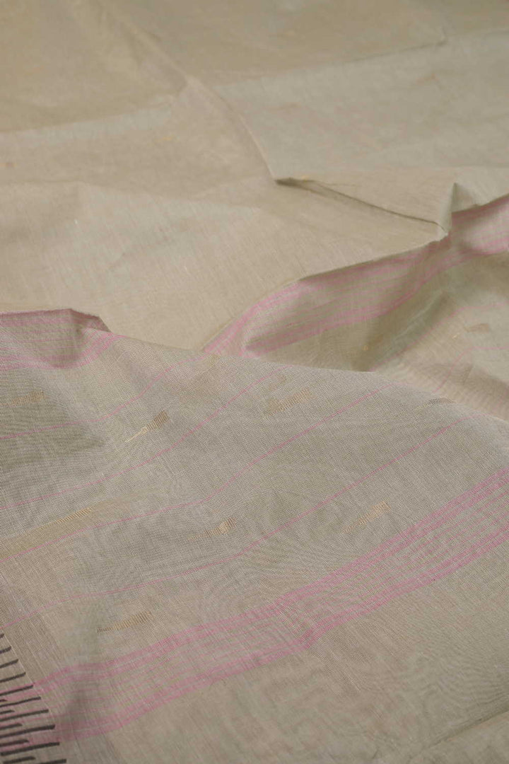 Sarees - Matkatus 