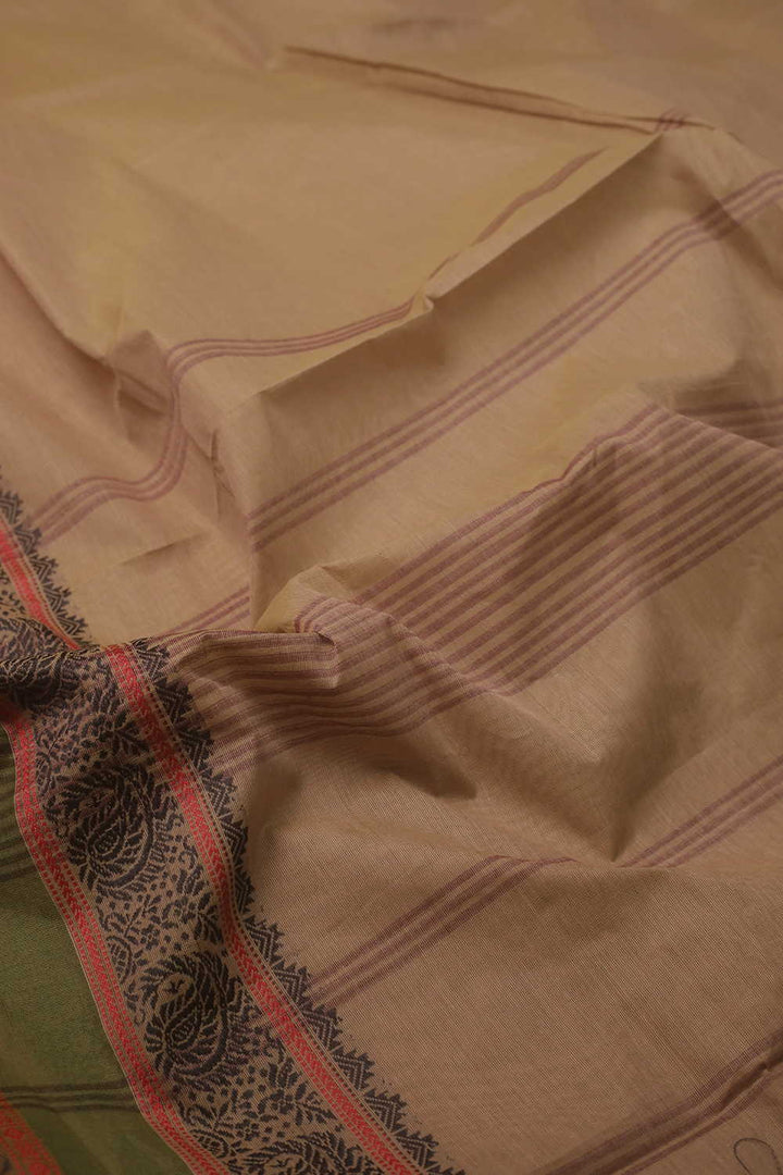 Sarees - Matkatus 