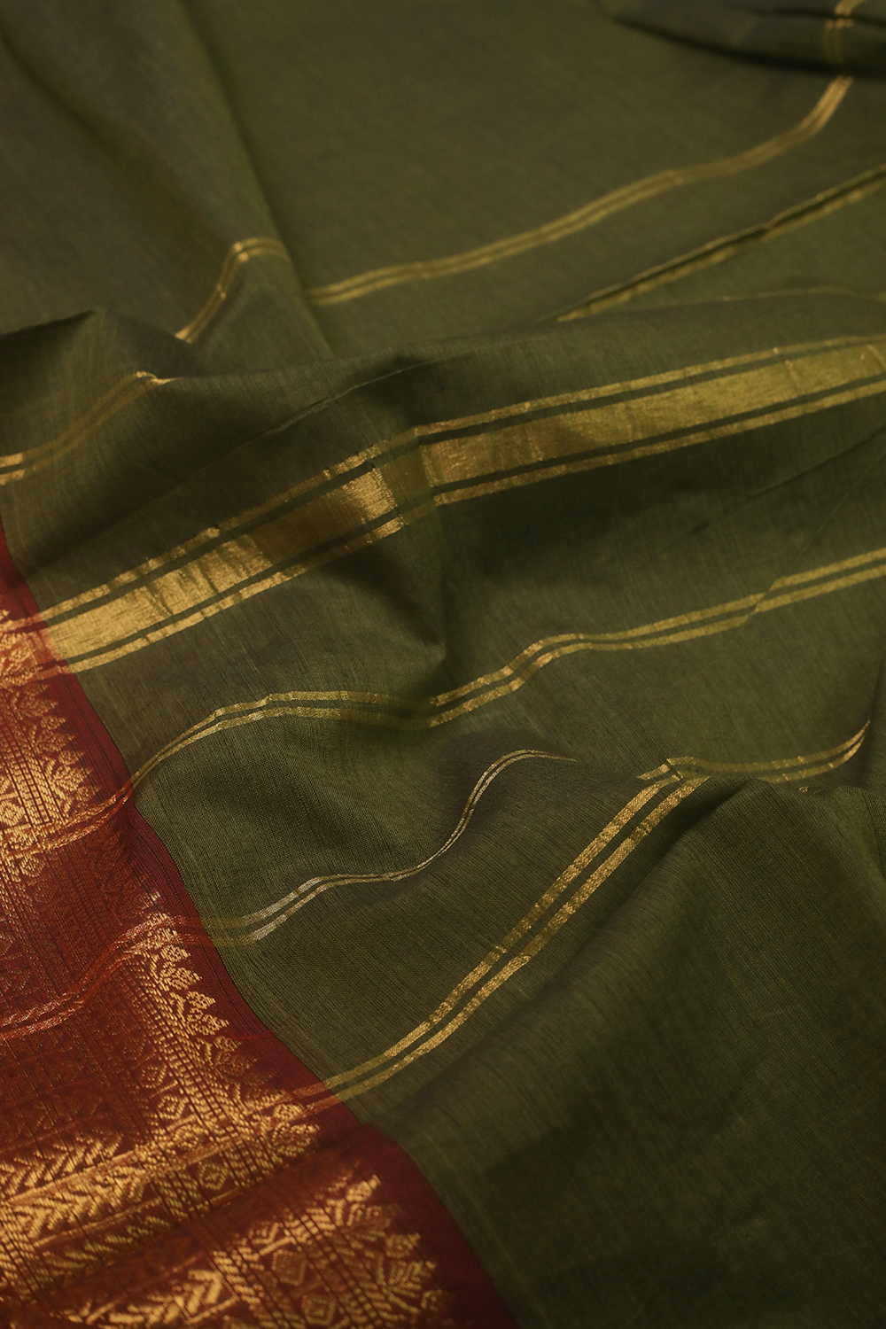 Sarees - Matkatus 