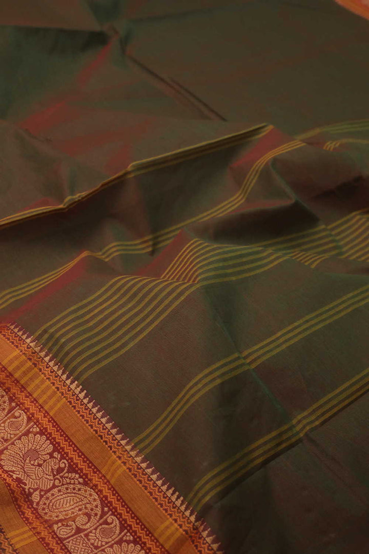 Sarees - Matkatus 