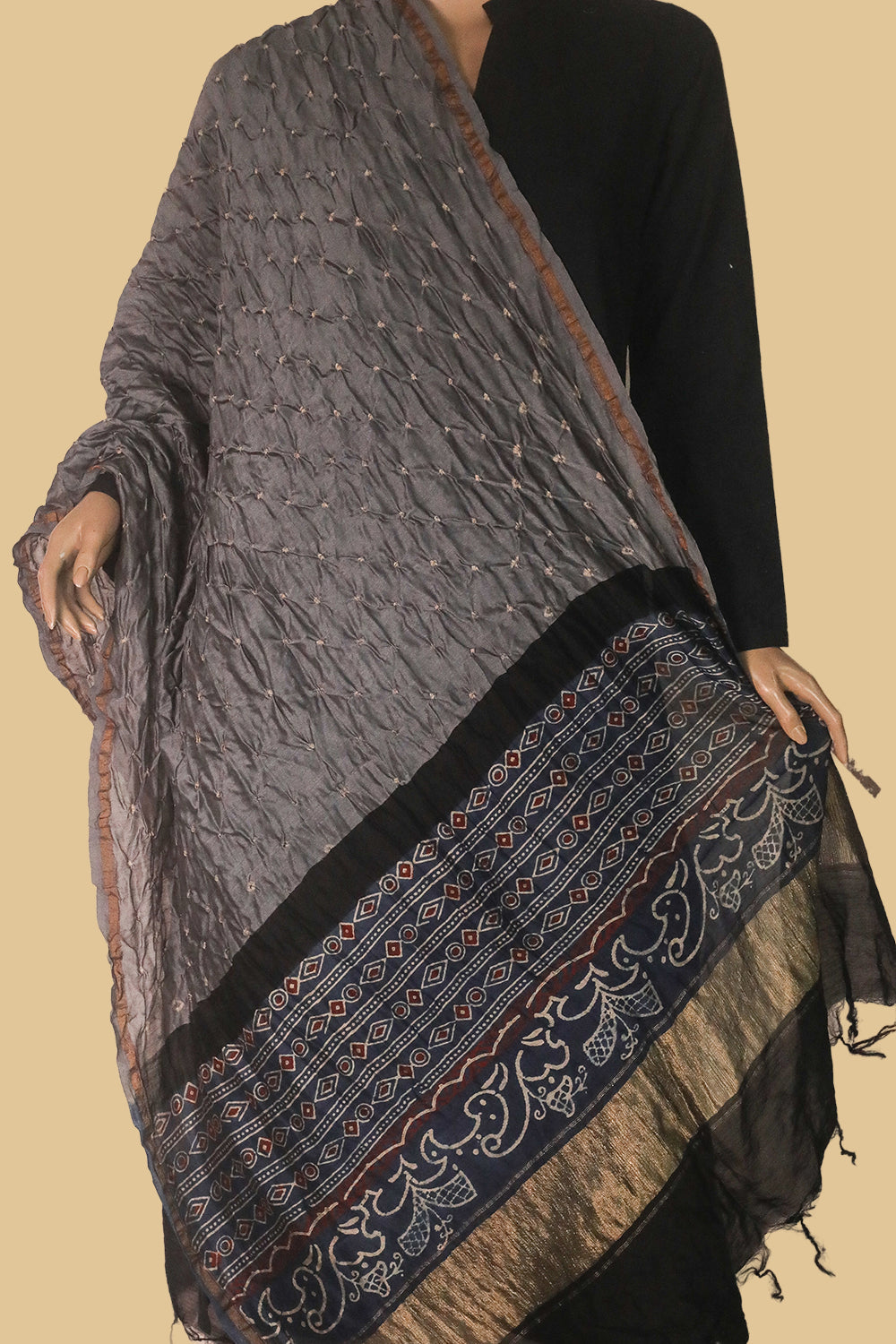 Bandhani Dupattas - Matkstus