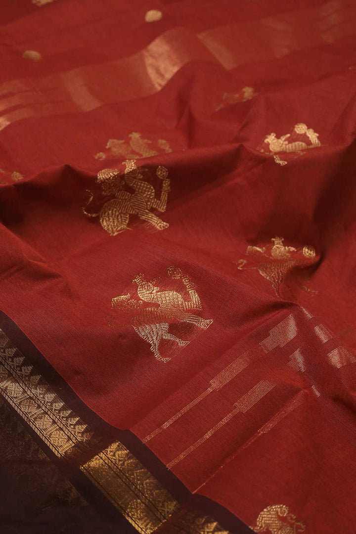 Sarees - Matkatus 