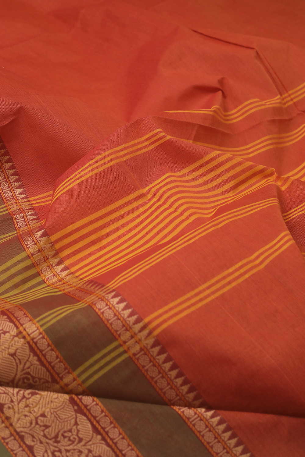Sarees - Matkatus 