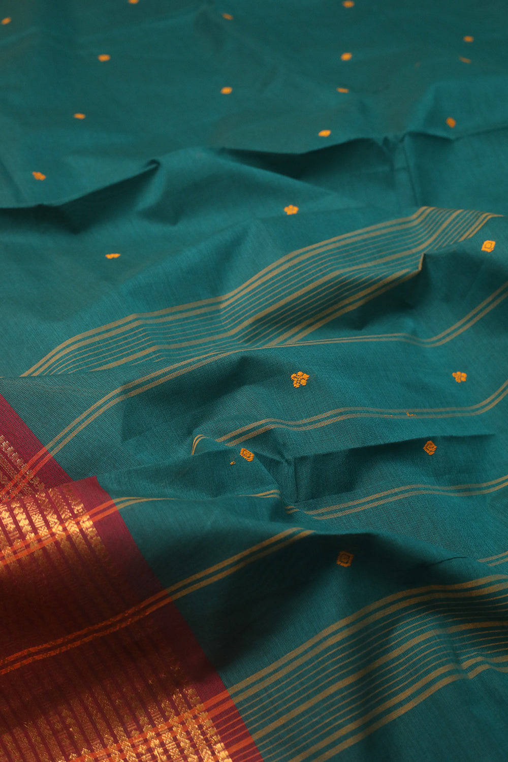 Sarees - Matkatus 