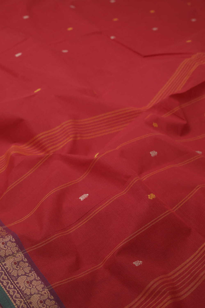 Sarees - Matkatus 