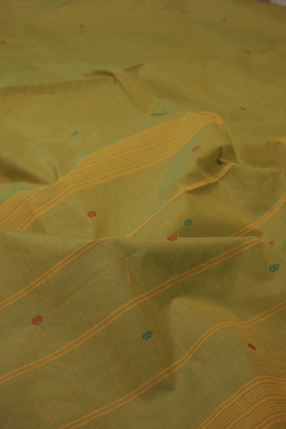 Sarees - Matkatus 
