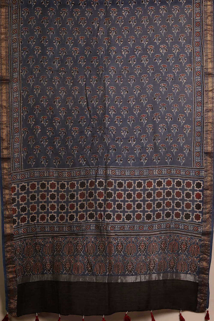 Ajrak Suits - Matkatus