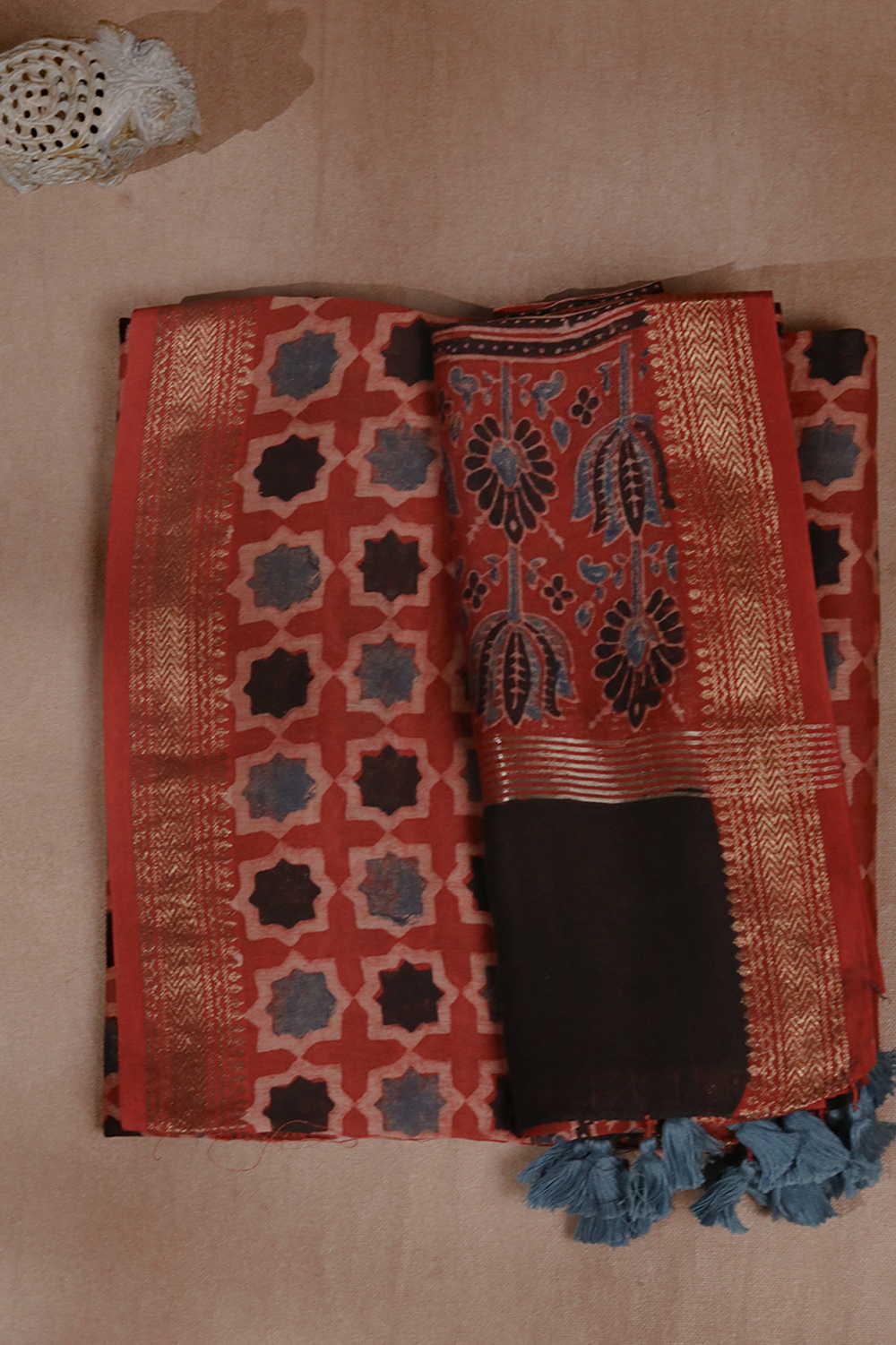 Top & Dupatta - Matkatu