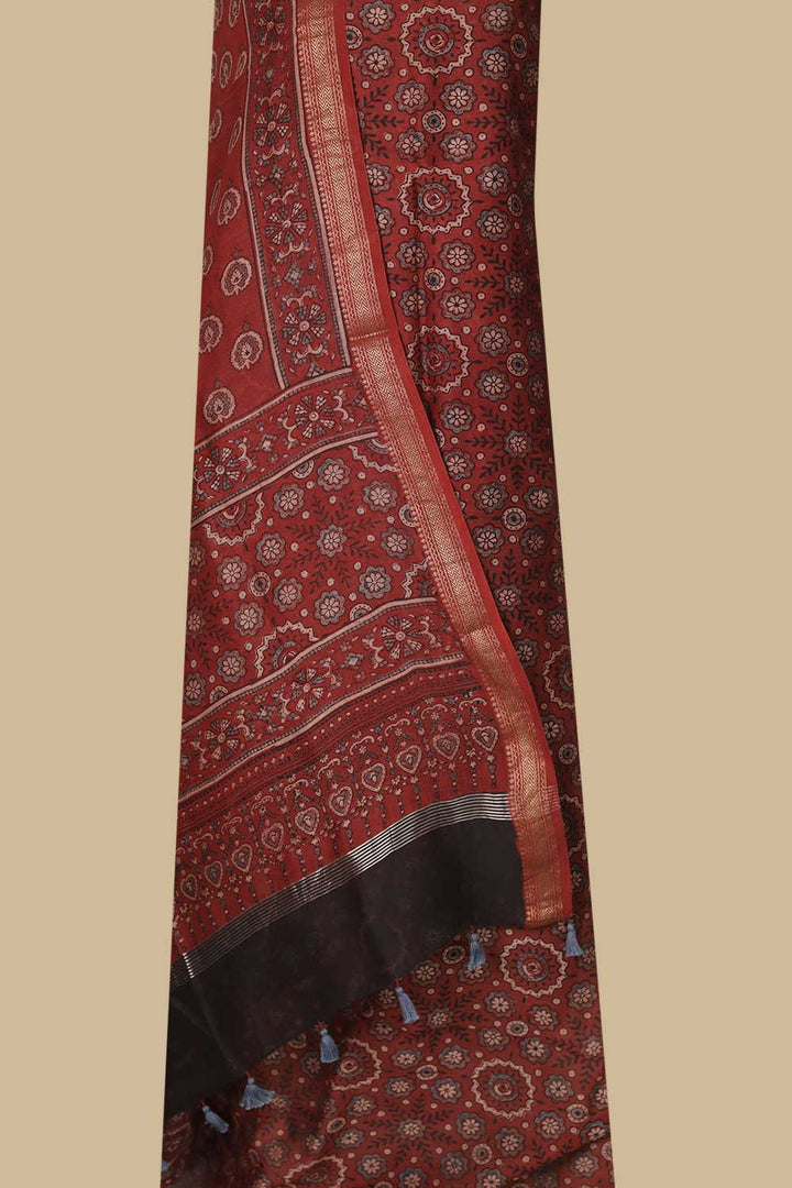 Top & Dupatta - Matkatus 