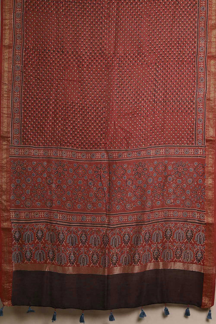 Ajrak Suits - Matkatus