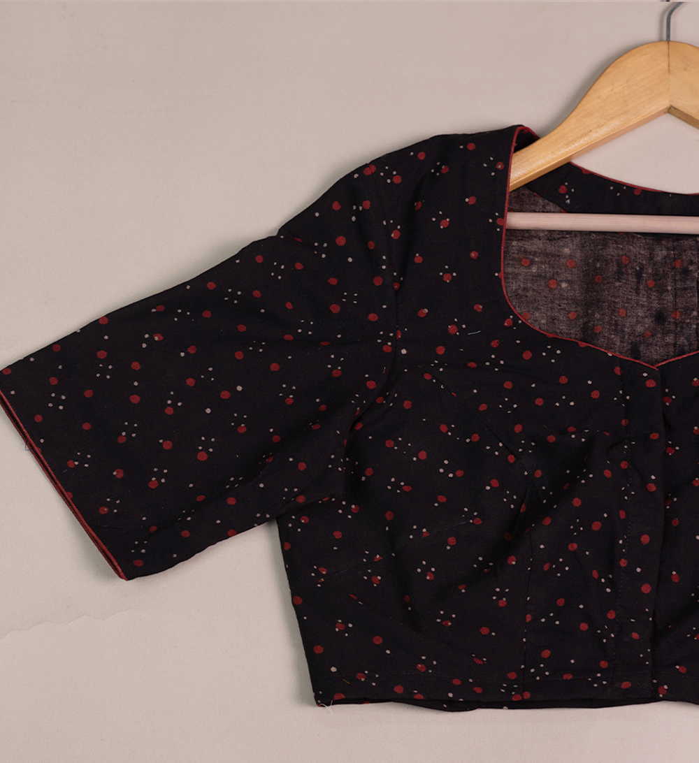 Handcrafted Blouse - Matkatus 