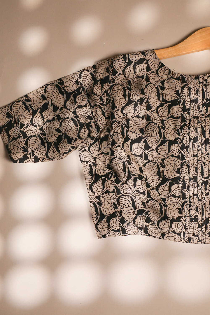 Stitched Blouse - Matkatus