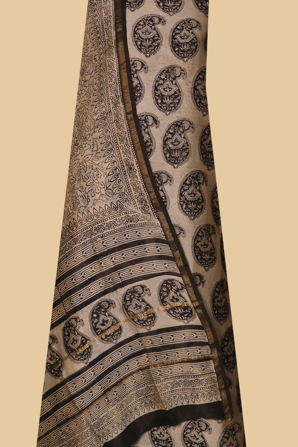 Pailey Butta - Cream Chanderi Silk Cotton Suit
