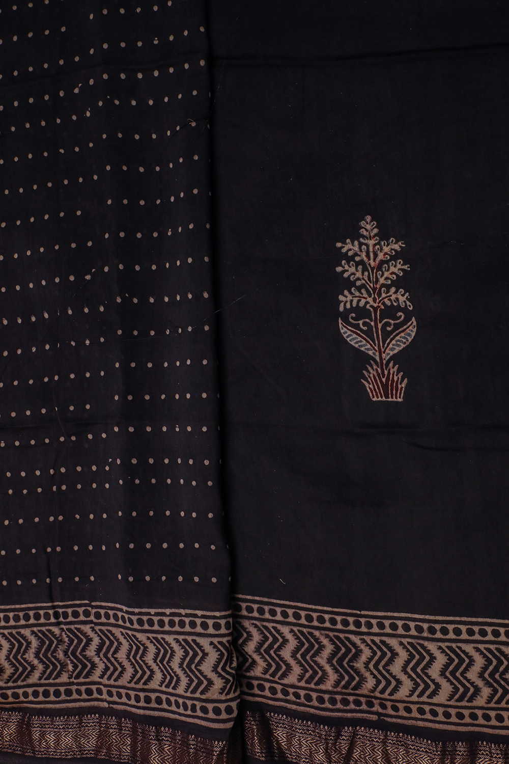 Ajrak Print Sarees - Matkatus 