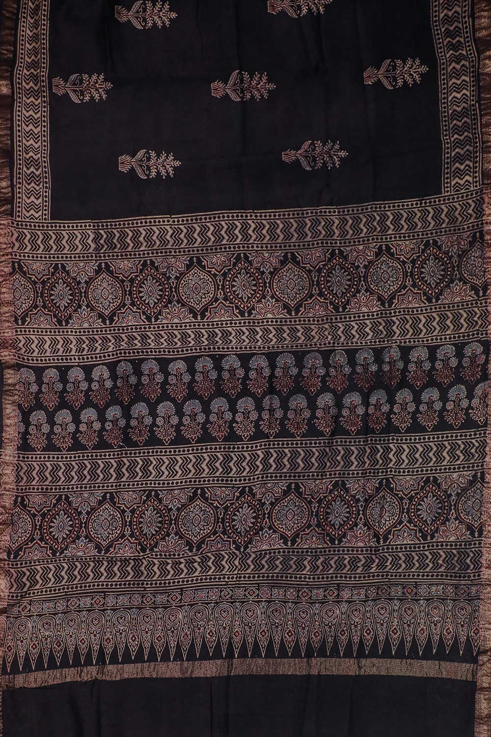 Ajrak Saree - Matkatus 