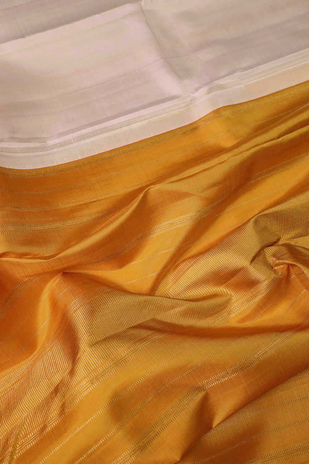 Pattu Sarees - Matkatus 
