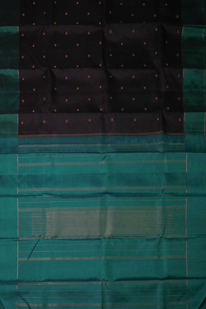Kanjivaram Silk Saree - Matkatus 