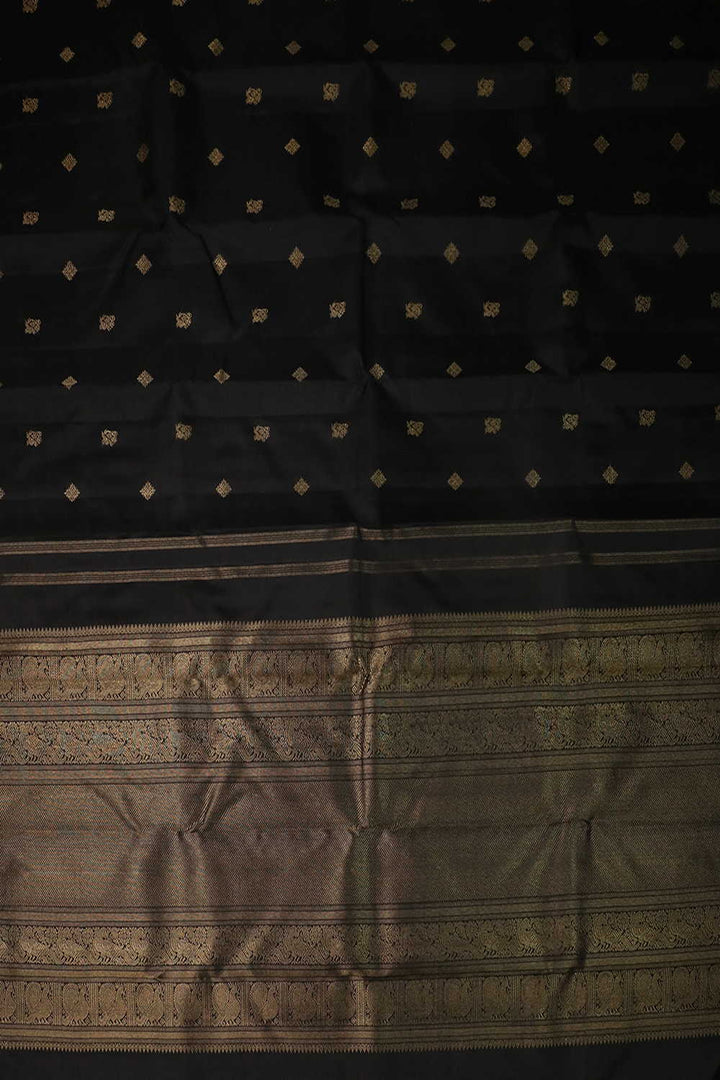 Kanchi Silk Sarees - Matkatus 