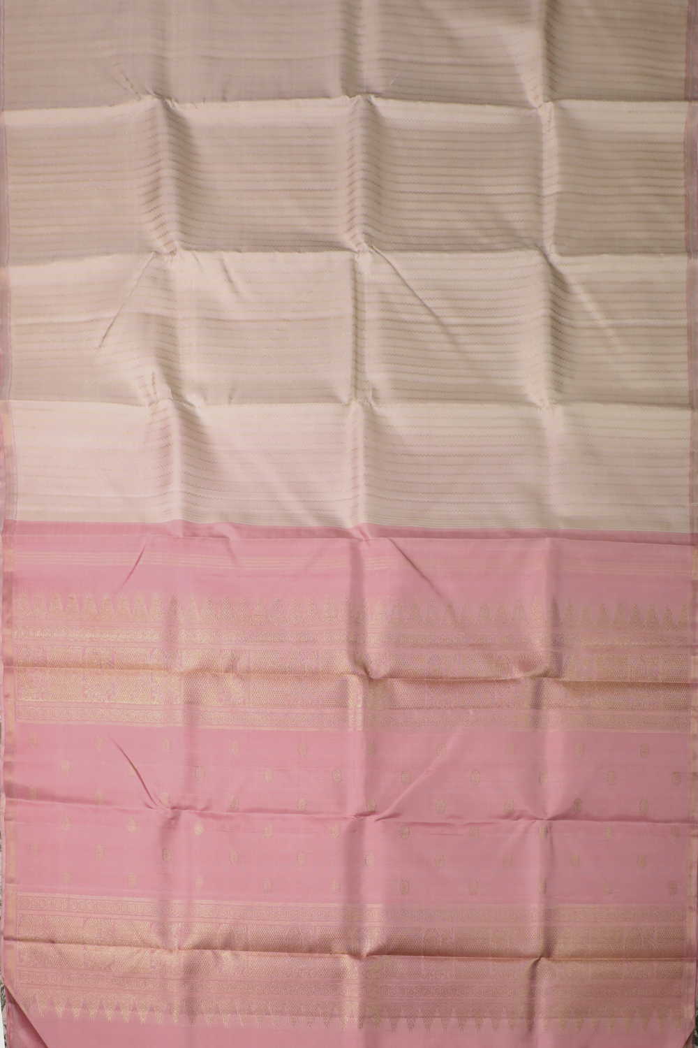 Pattu Sarees - Matkatus 