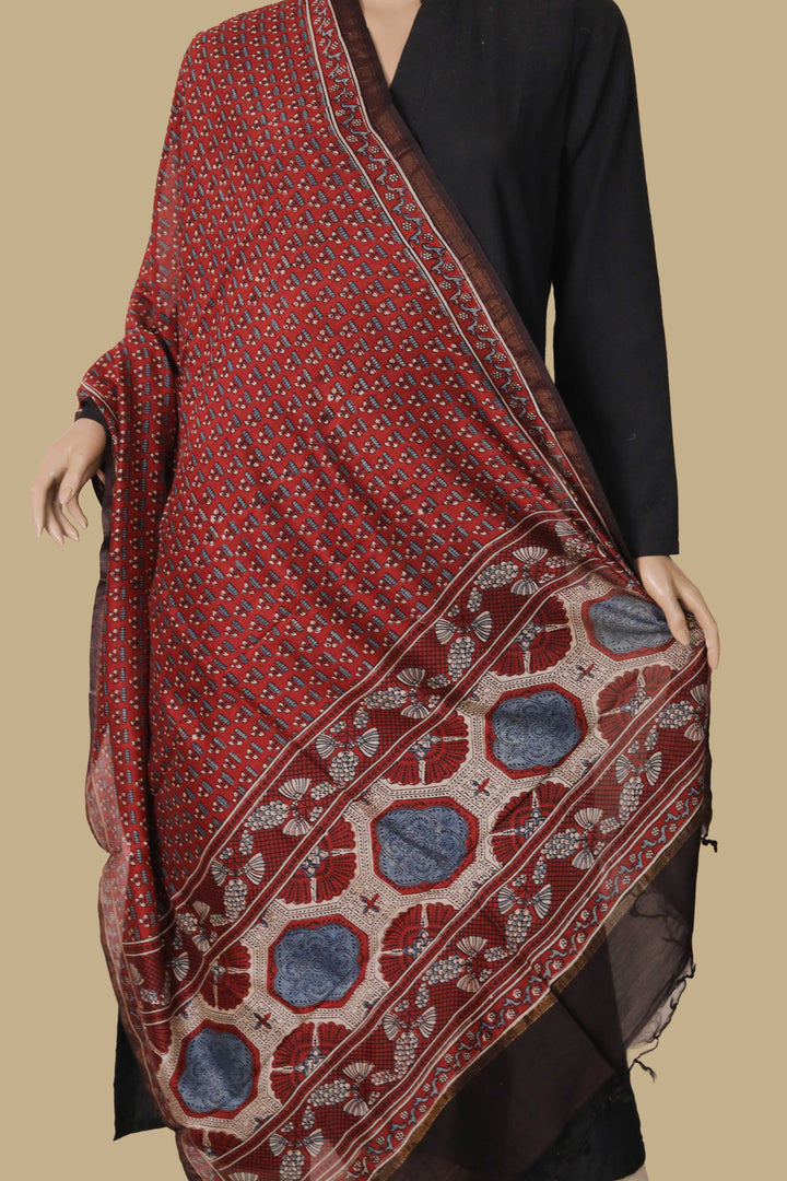 Ajrak Chnaderi Dupatta - Matkatus 