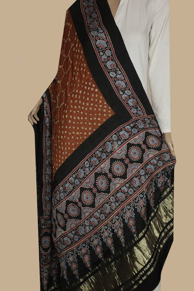 Ajark Dupatta - Matkatus