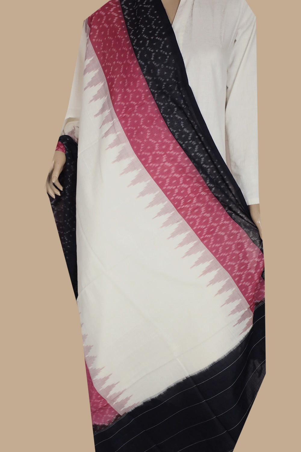 Ikat Dupattas - Matkatus