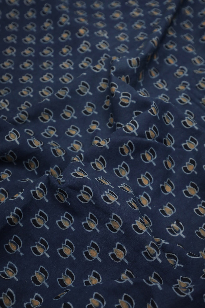 Cotton Fabric-Matkatus 