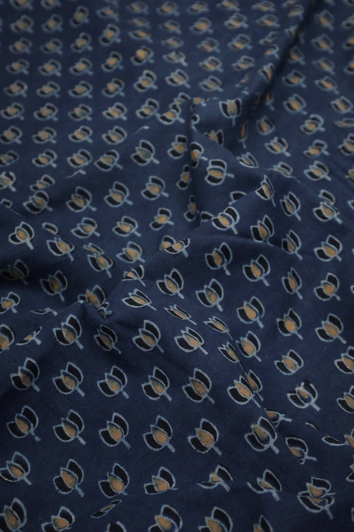 Cotton Fabric-Matkatus 