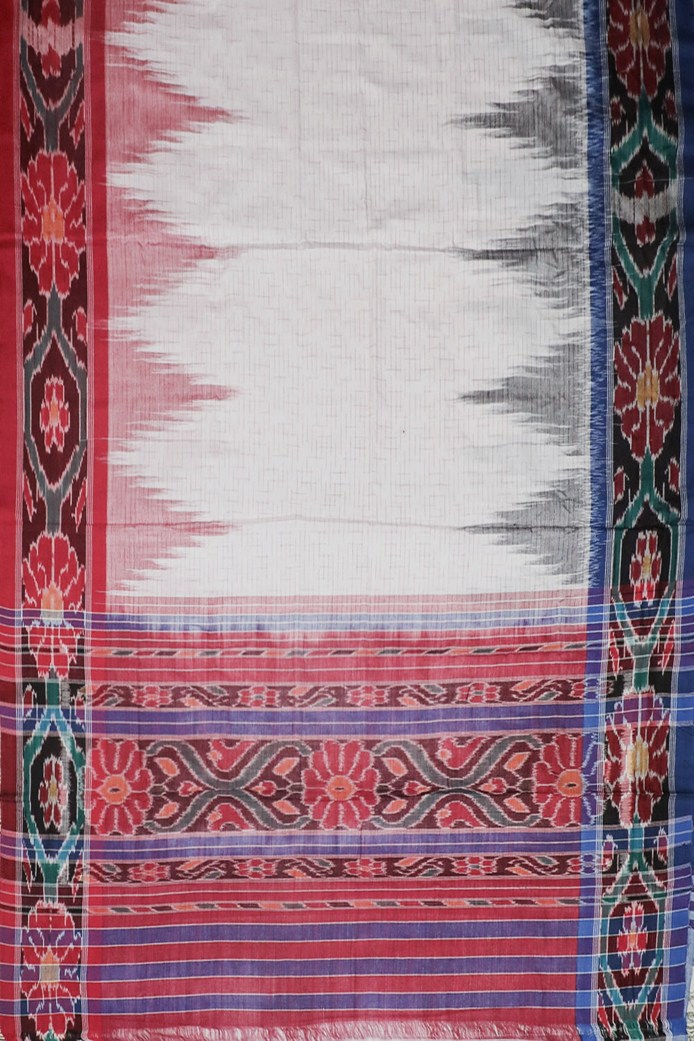 Ikat Sarees - Matkatus 