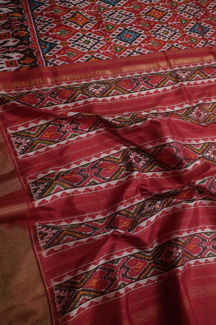 Ikat Saree - Matkatus 