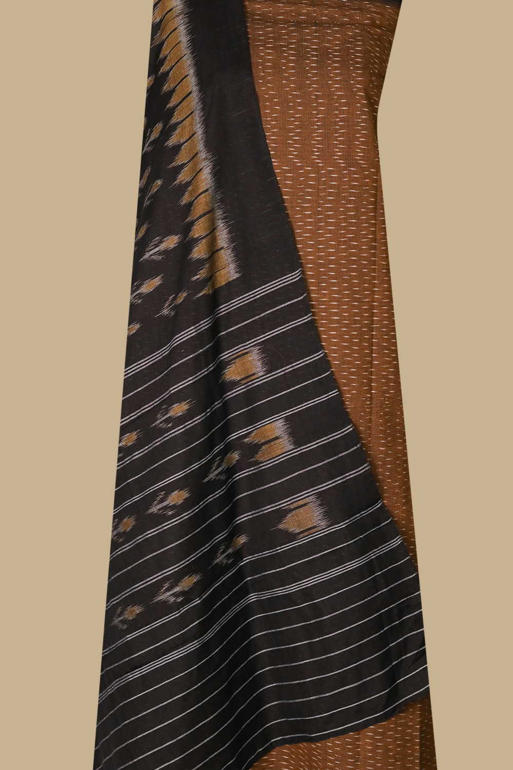 Top & Dupatta - Matkatus 