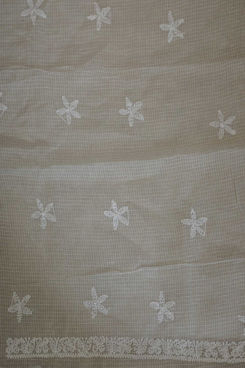 Chikankari Suit-Matkatus 